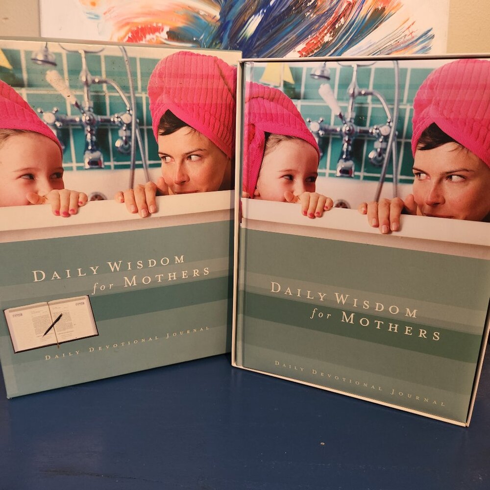 NEW 2004 hardcover daily devotional and journal "Daily Wisdom for Mothers"